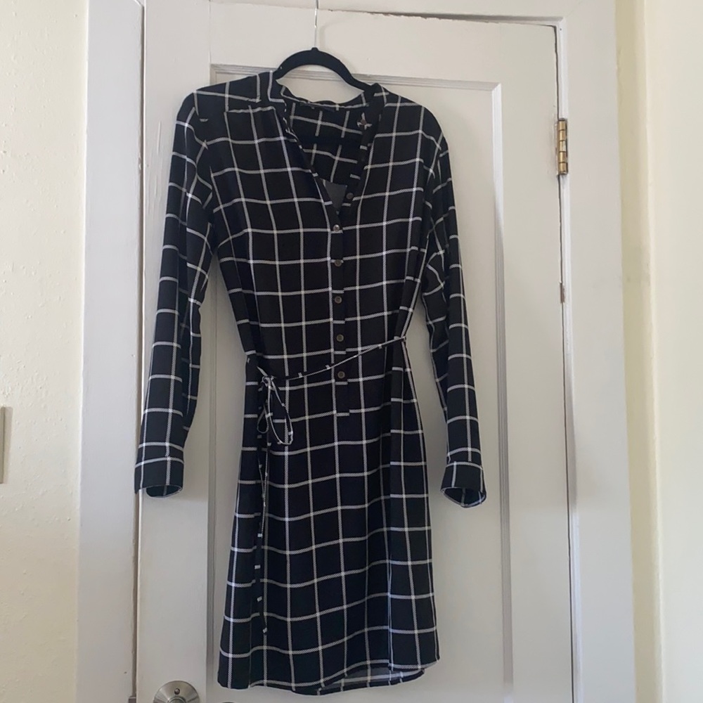 Black and white grid pattern midi dress